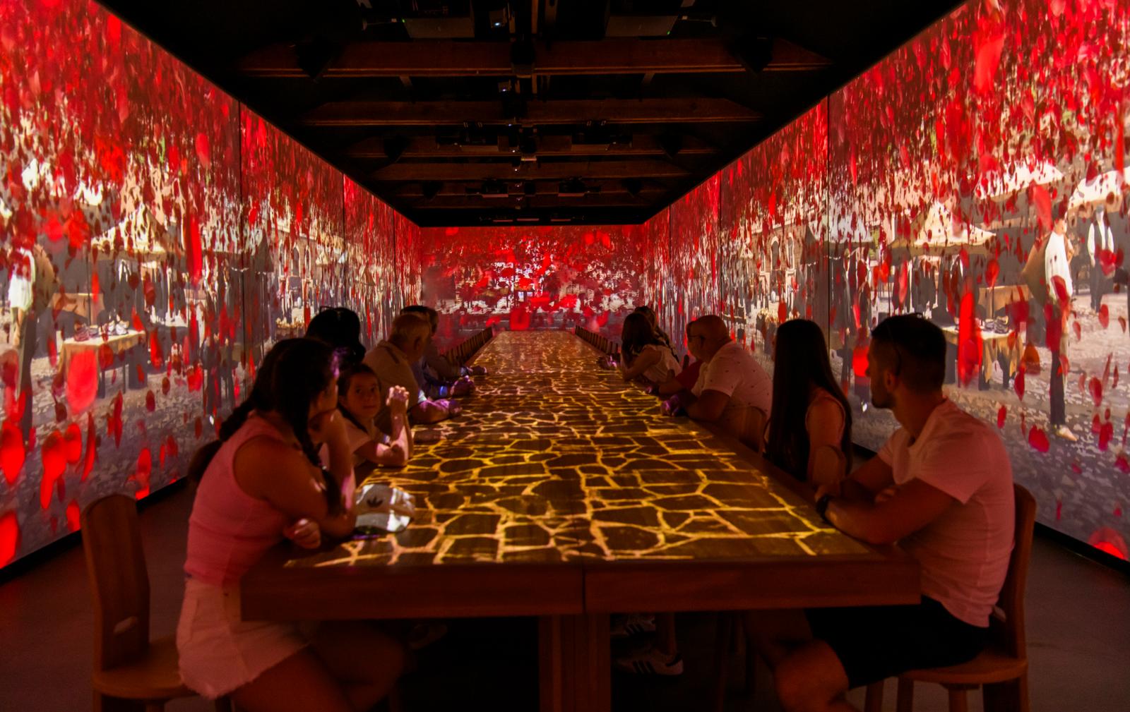 Multimedia projection